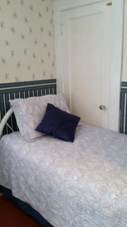 Glen Mhor Bed And Breakfast Ниагара-Фолс Экстерьер фото