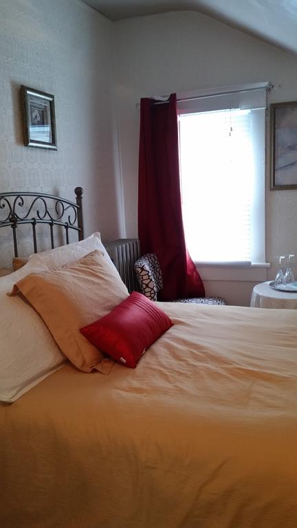 Glen Mhor Bed And Breakfast Ниагара-Фолс Экстерьер фото