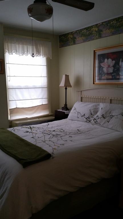 Glen Mhor Bed And Breakfast Ниагара-Фолс Экстерьер фото