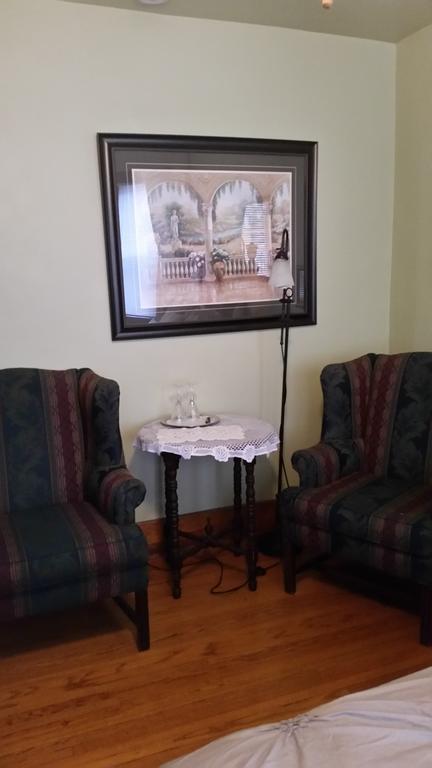 Glen Mhor Bed And Breakfast Ниагара-Фолс Экстерьер фото