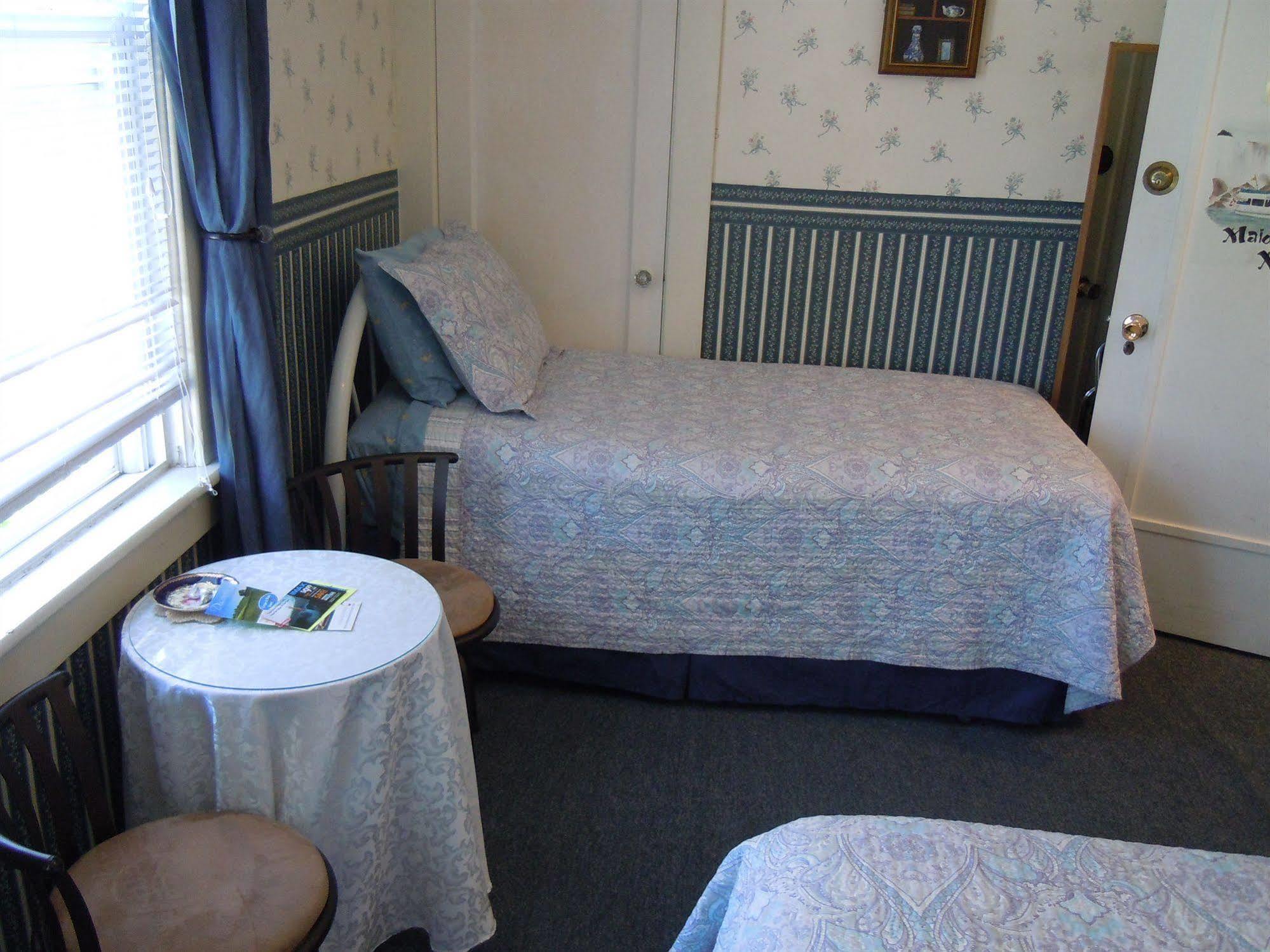 Glen Mhor Bed And Breakfast Ниагара-Фолс Экстерьер фото
